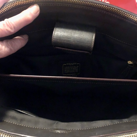 Authentic coach purse - Picture 5 of 8